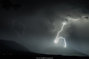Paysages du Trièves; Photographie de foudre à Clelles/Mont Aiguille. Orage du 06/06/2020